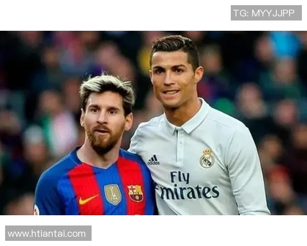 年轻有名的足球明星如何在赛场外塑造个人品牌与社会影响力