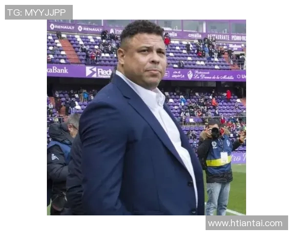 足球明星小罗近况揭秘他在退役后的生活与新挑战 足球明星小罗近况揭秘他在退役后的生活与新挑战