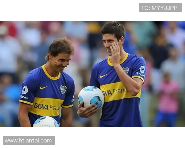 珍贵足球明星合影图片大全汇集全球顶级球员精彩瞬间与珍贵回忆 珍贵足球明星合影图片大全汇集全球顶级球员精彩瞬间与珍贵回忆